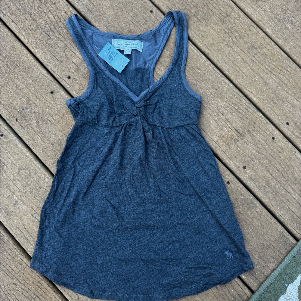 NWT Y2K Gray Abercrombie & Fitch babydoll tank top